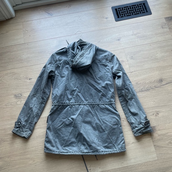 Aritzia Talula Utility Anorak Jacket - Grey - Picture 2 of 4